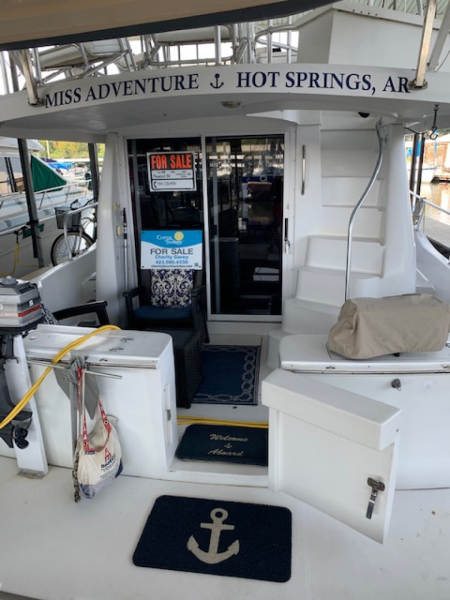 1999 Mainship 350