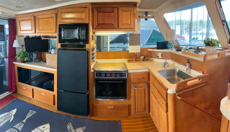 1999 Mainship 350