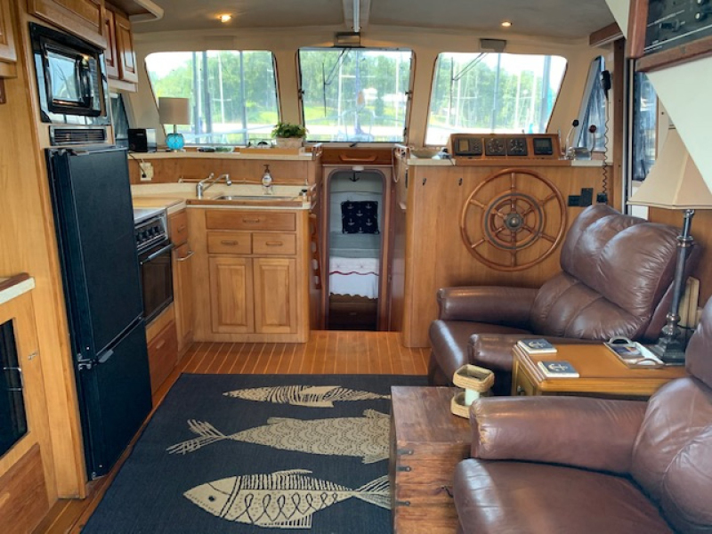 1999 Mainship 350