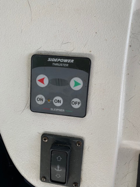 1999 Mainship 350