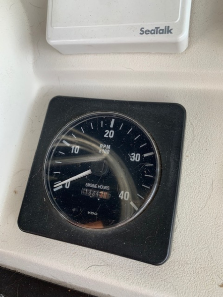 1999 Mainship 350