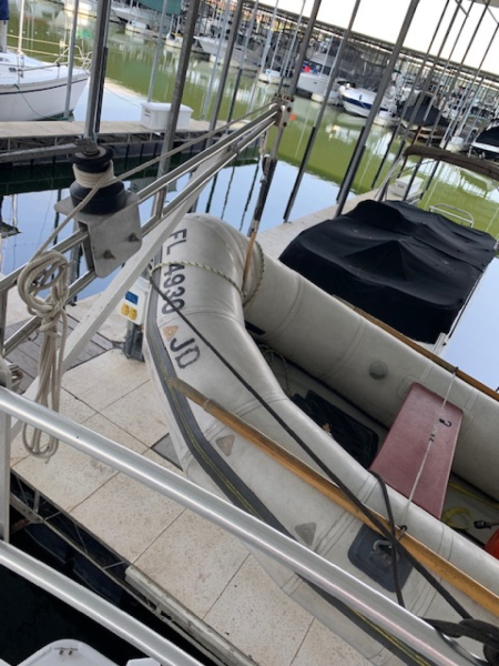 1999 Mainship 350