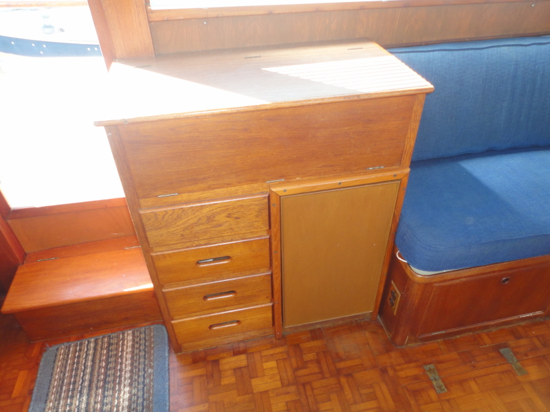 1978 Grand Banks 42 Classic