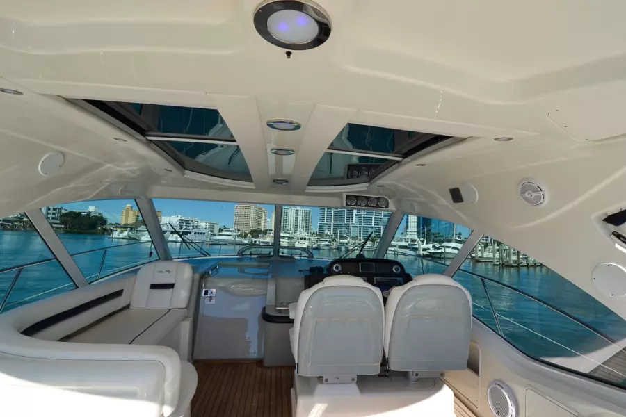 2011 Sea Ray 500 Sundancer