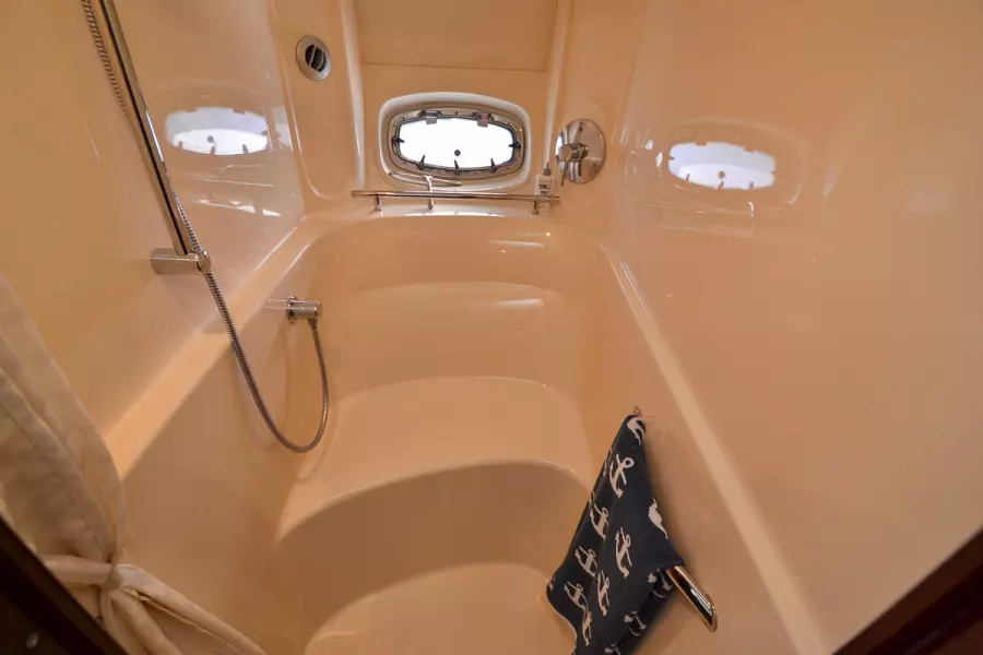 2011 Sea Ray 500 Sundancer