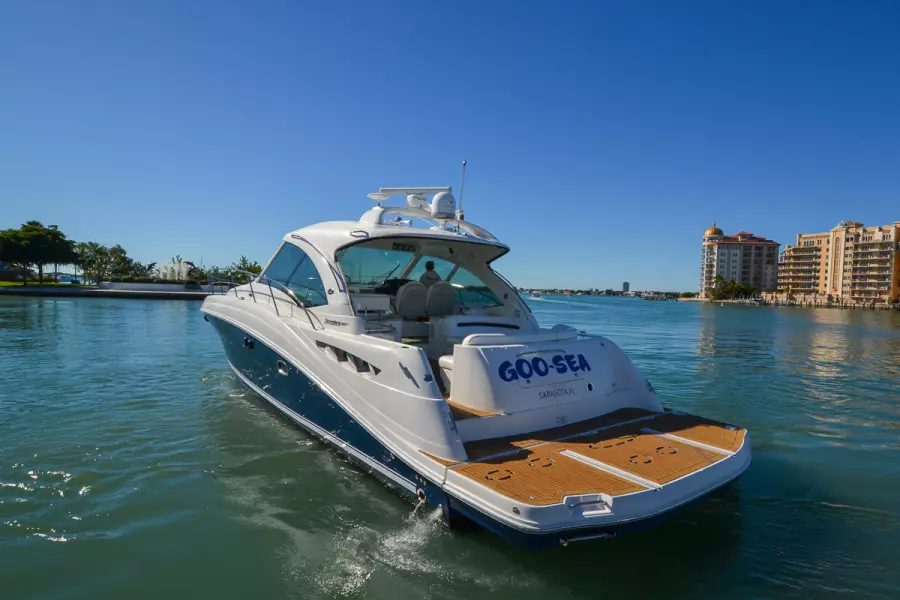 2011 Sea Ray 500 Sundancer
