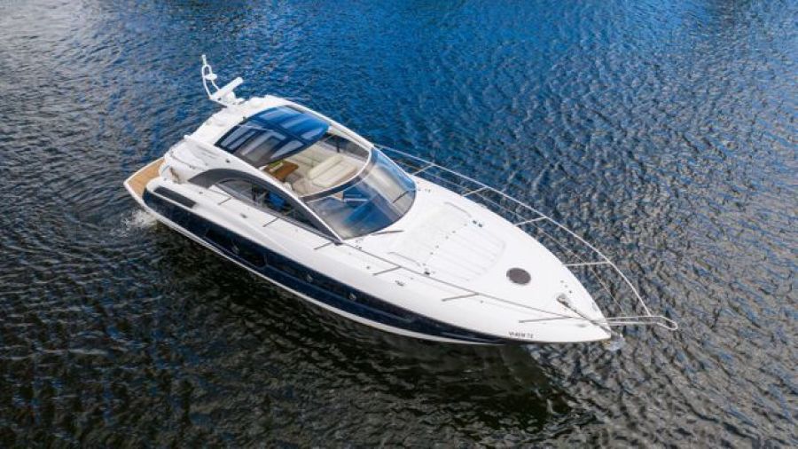 48' 2013 Sunseeker San Remo