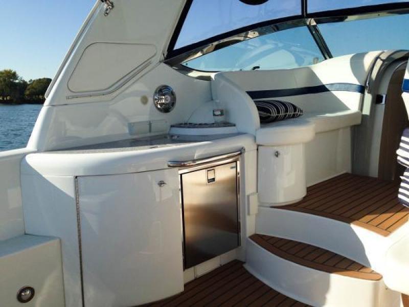 40' 2008 Formula Cruiser