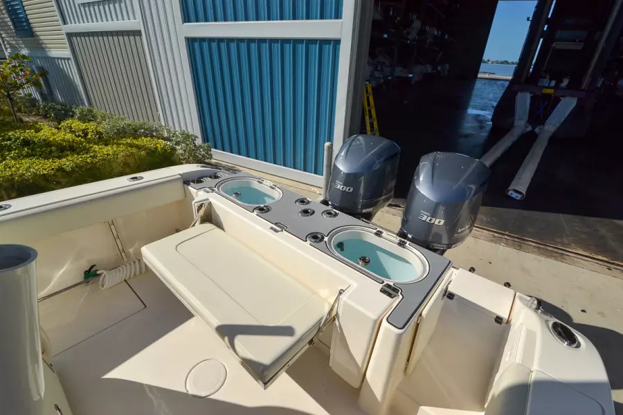 2016 Cobia 296 cc