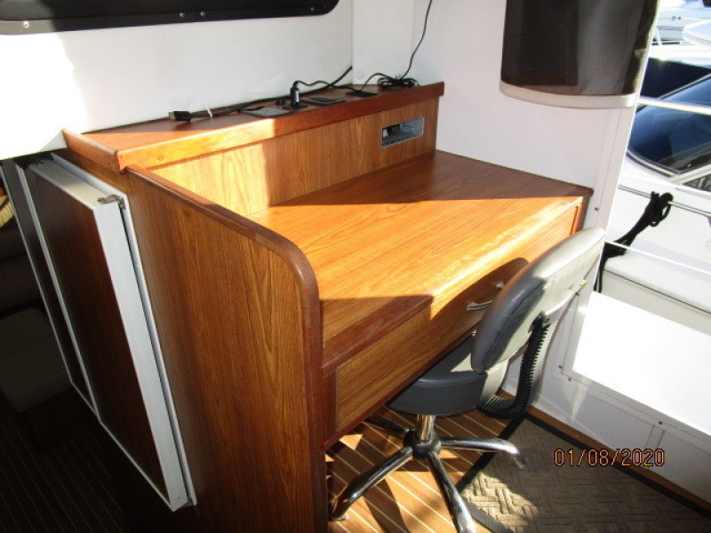 2006 Endeavour "40" Trawler Cat