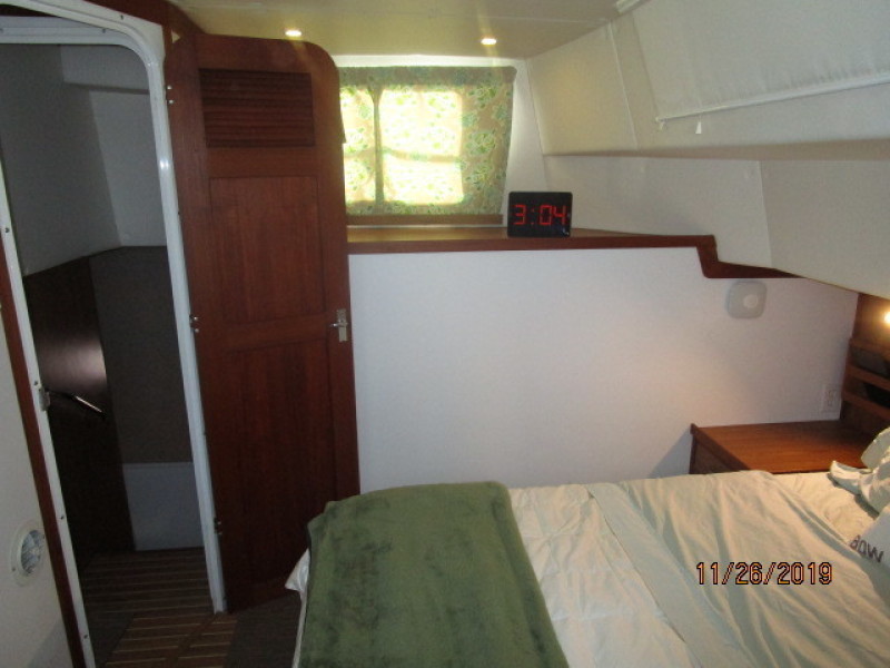 2006 Endeavour "40" Trawler Cat