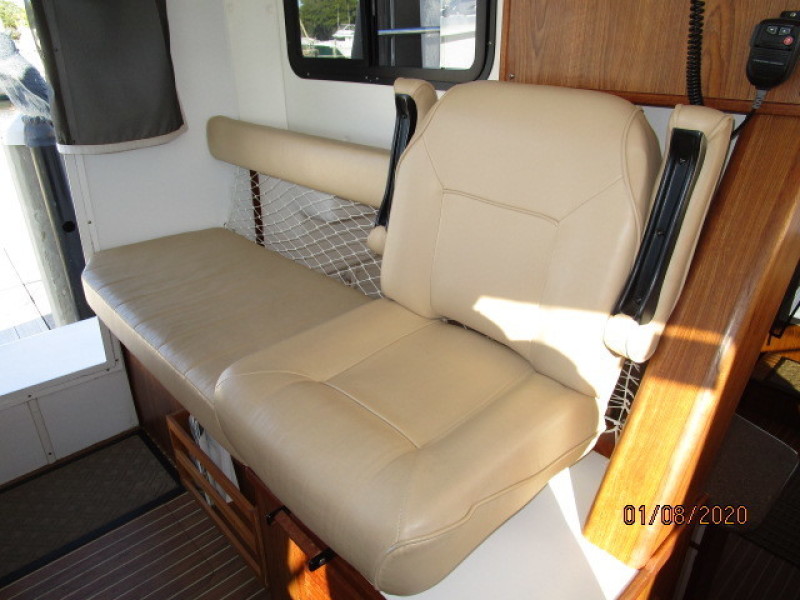 2006 Endeavour "40" Trawler Cat