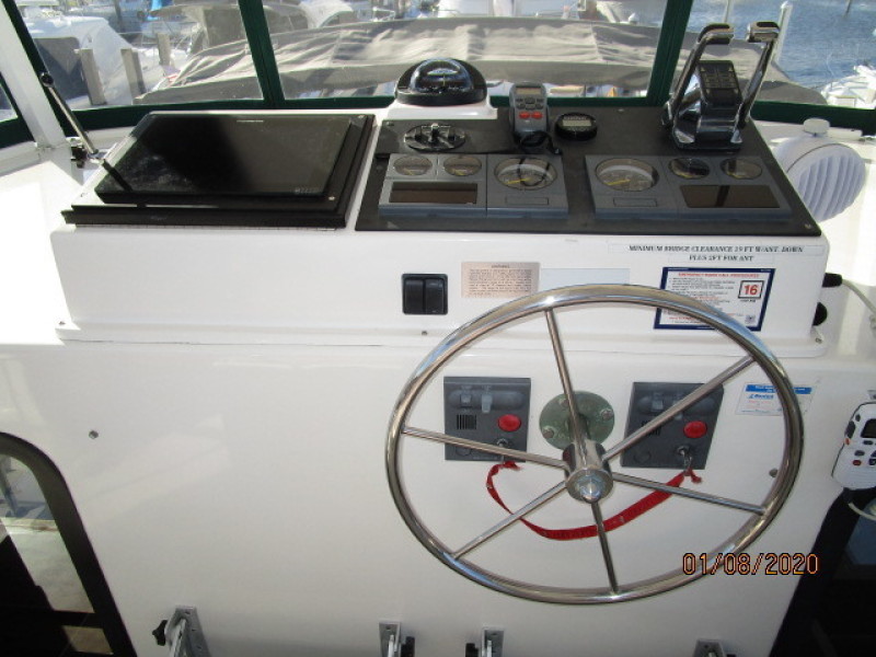 2006 Endeavour "40" Trawler Cat