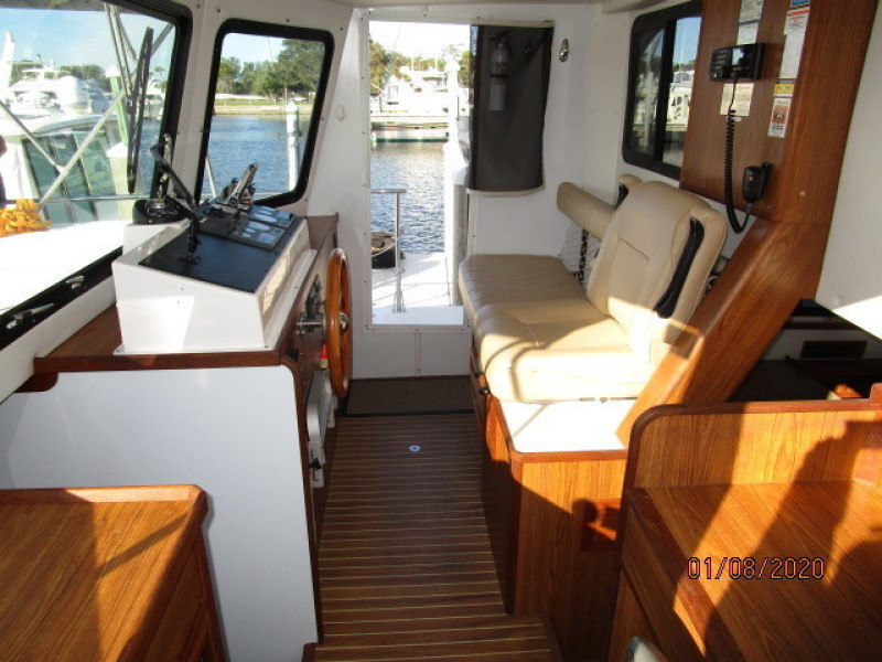 2006 Endeavour "40" Trawler Cat