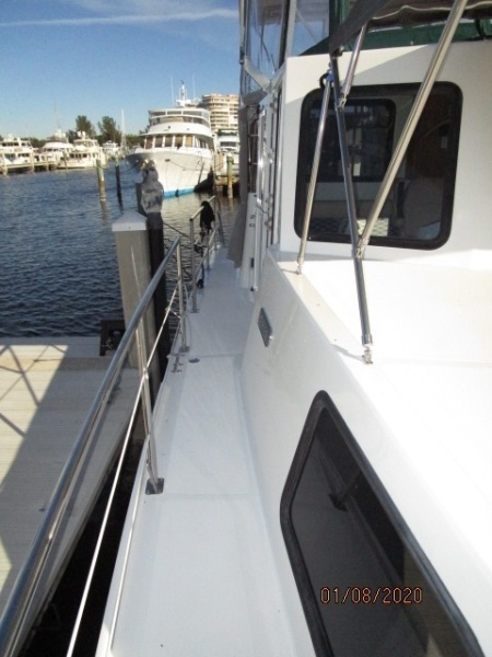 2006 Endeavour "40" Trawler Cat