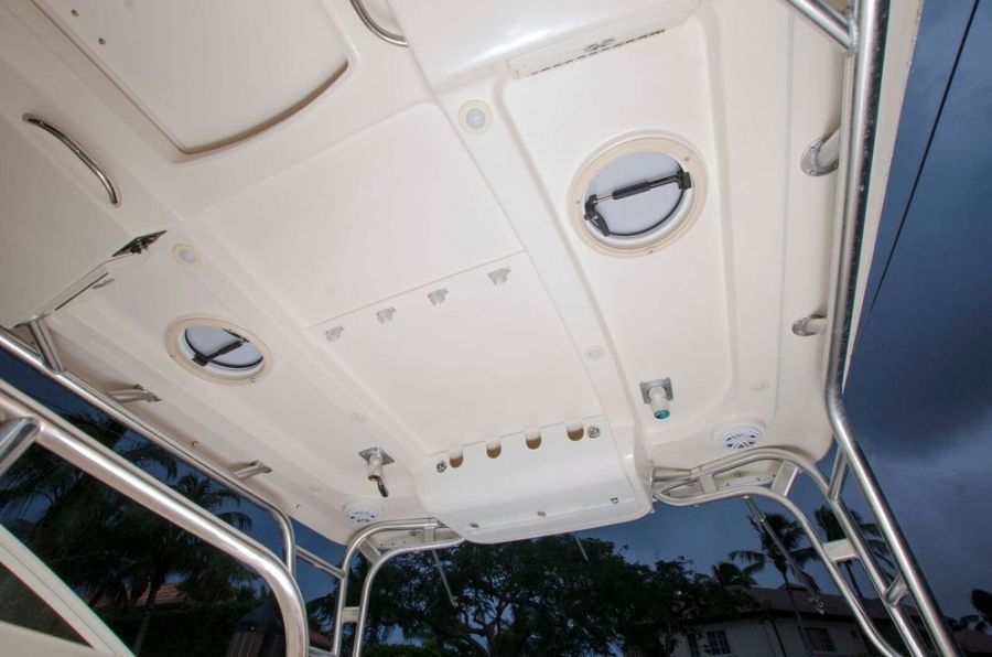 34' 2013 Wellcraft Coastal