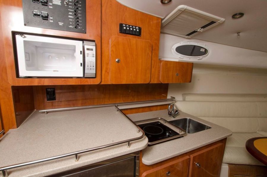 34' 2013 Wellcraft Coastal