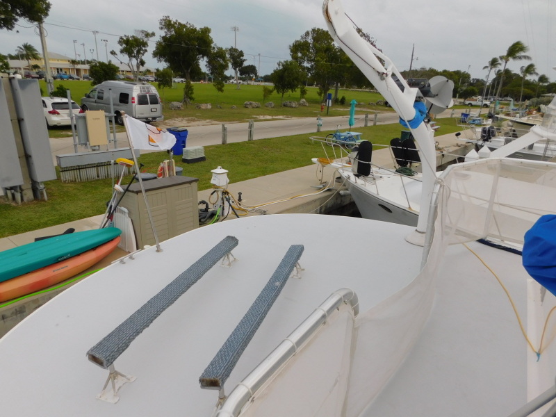 2005 Great Harbour GH37