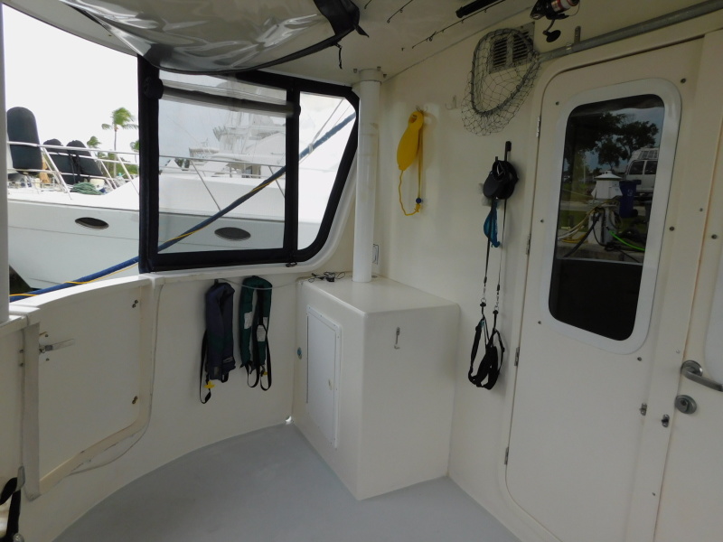 2005 Great Harbour GH37