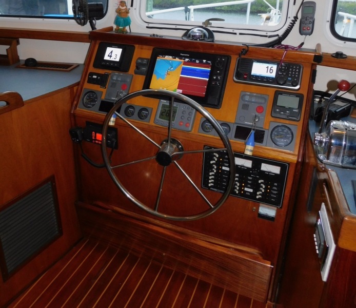 2005 Great Harbour GH37
