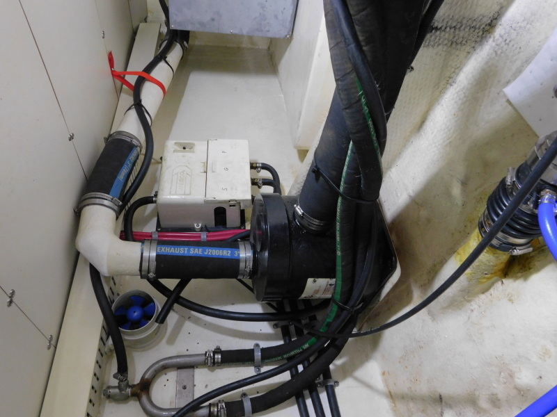 2005 Great Harbour GH37
