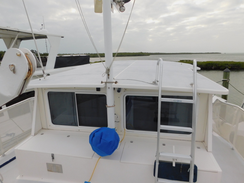 2005 Great Harbour GH37
