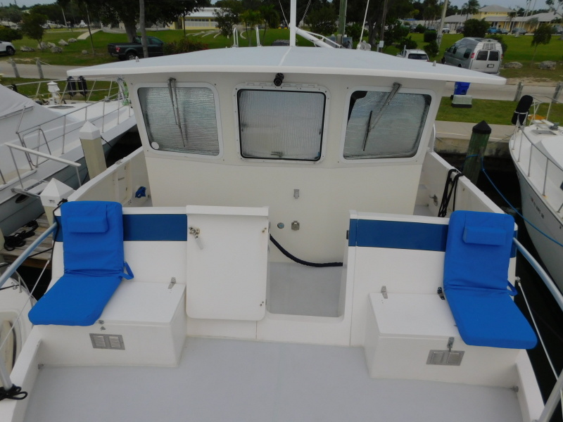 2005 Great Harbour GH37