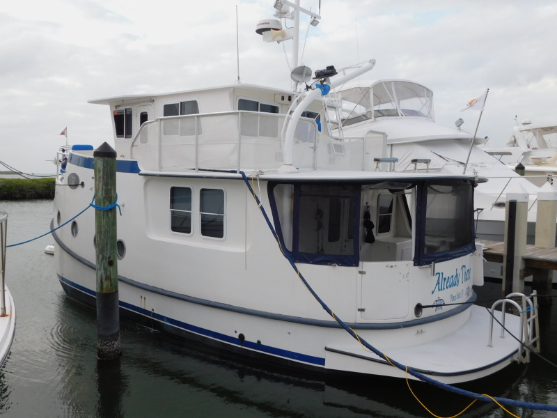 2005 Great Harbour GH37