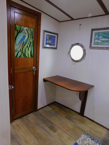 2005 Great Harbour GH37