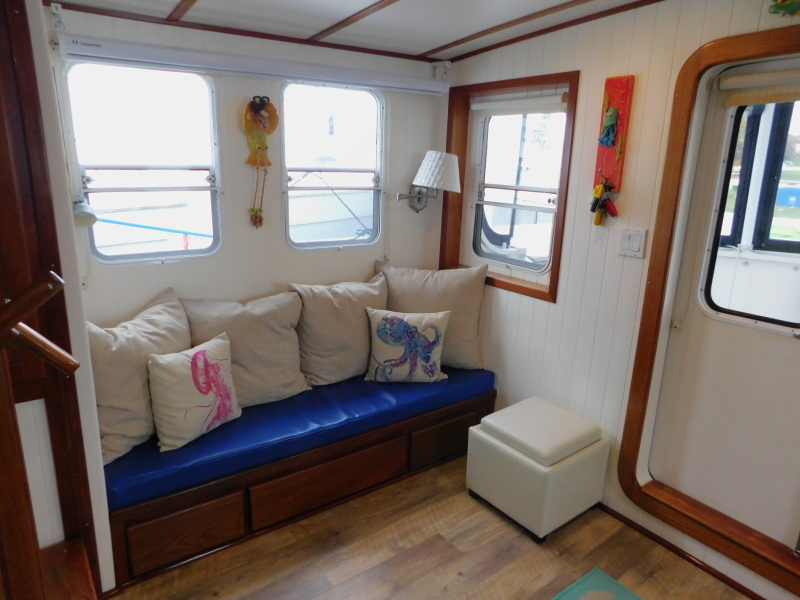 2005 Great Harbour GH37