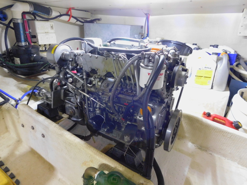 2005 Great Harbour GH37