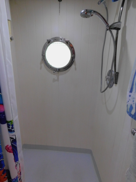 2005 Great Harbour GH37