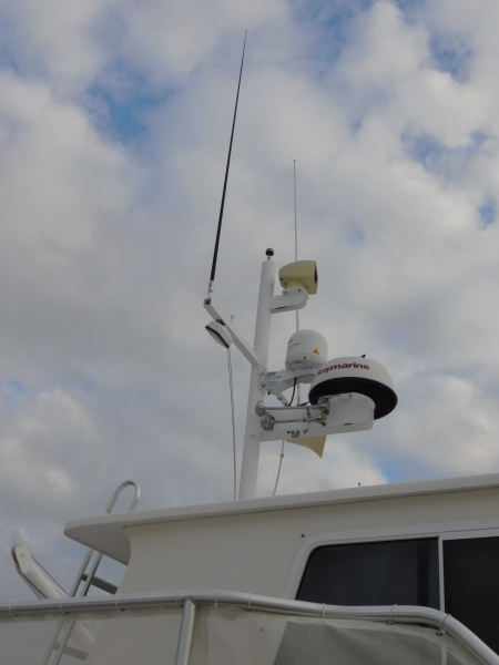 2005 Great Harbour GH37