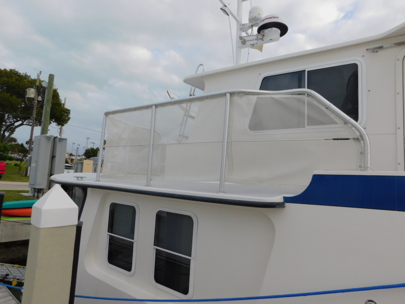 2005 Great Harbour GH37