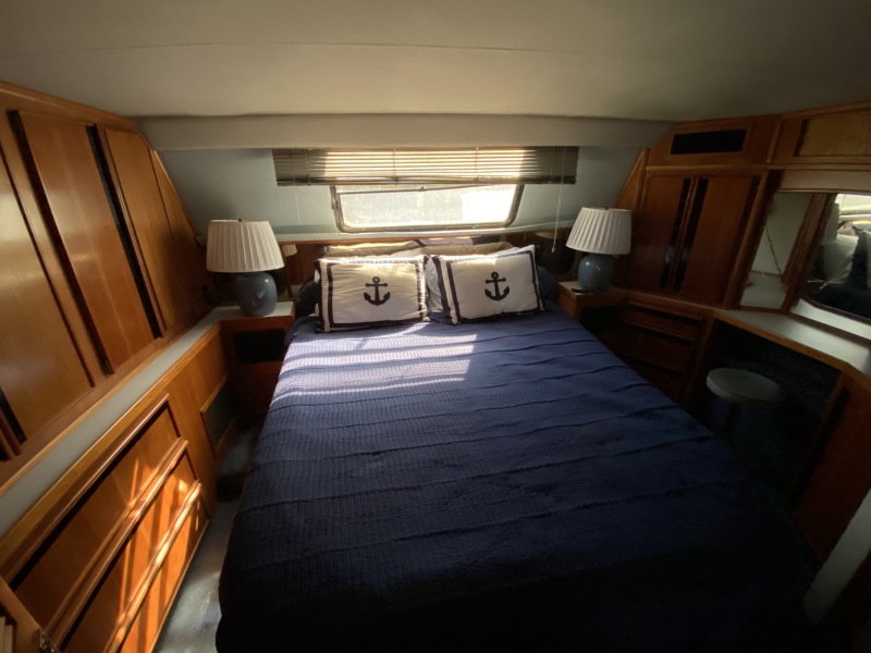 1989 Sea Ray Aft Cabin