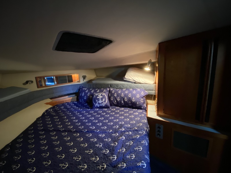 1989 Sea Ray Aft Cabin