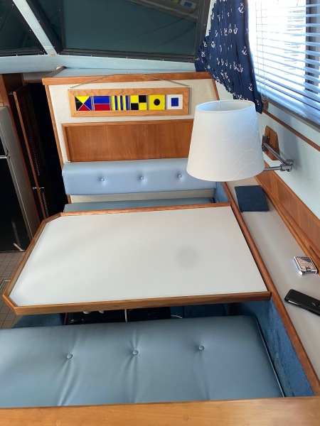 1989 Sea Ray Aft Cabin