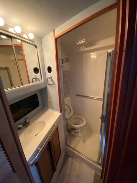 1989 Sea Ray Aft Cabin