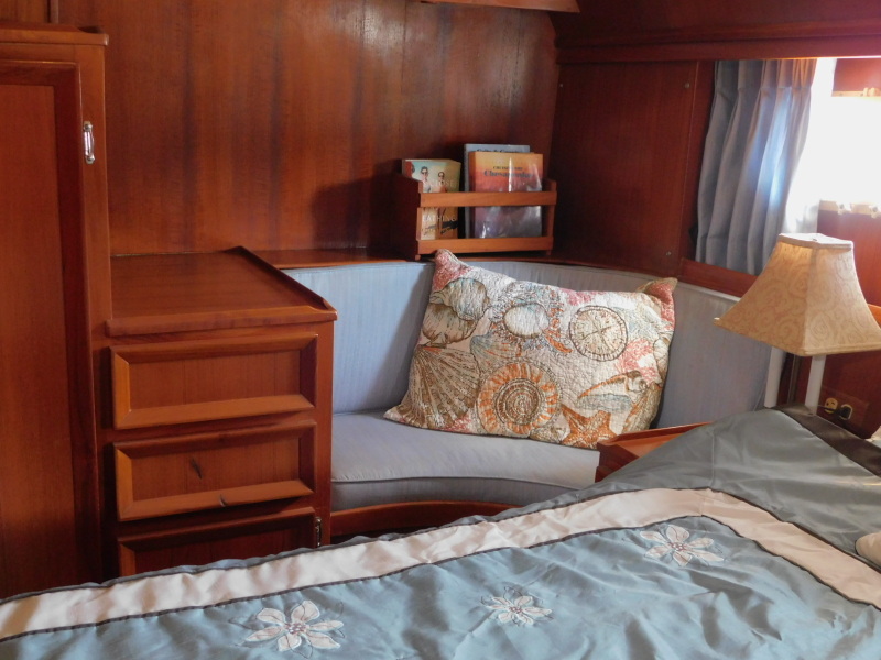 1987 Jefferson 42 Sundeck