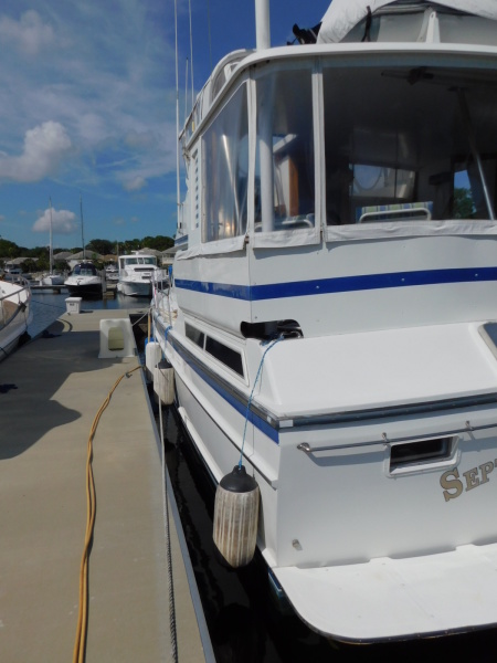 1987 Jefferson 42 Sundeck