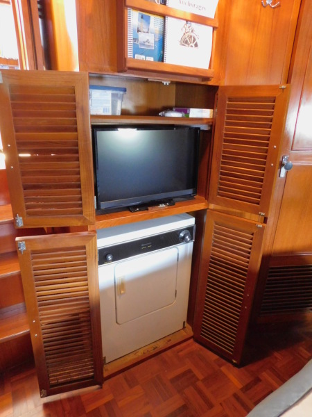 1987 Jefferson 42 Sundeck