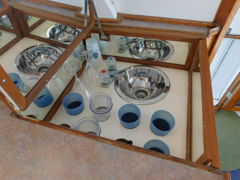 1987 Jefferson 42 Sundeck