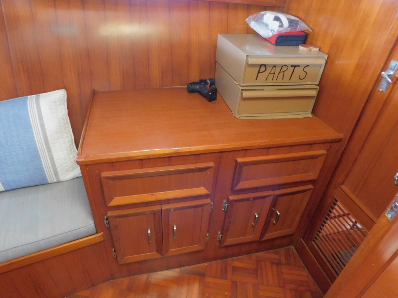 1987 Jefferson 42 Sundeck