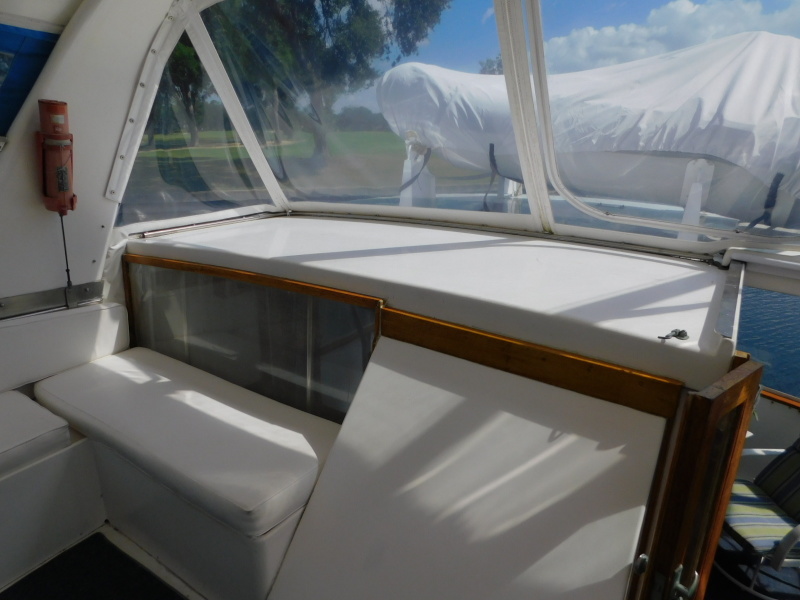 1987 Jefferson 42 Sundeck