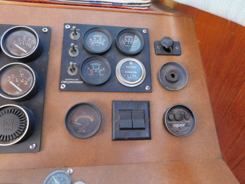 1987 Jefferson 42 Sundeck