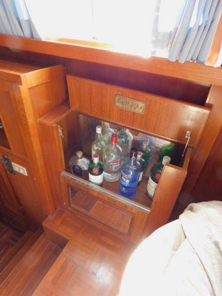 1987 Jefferson 42 Sundeck