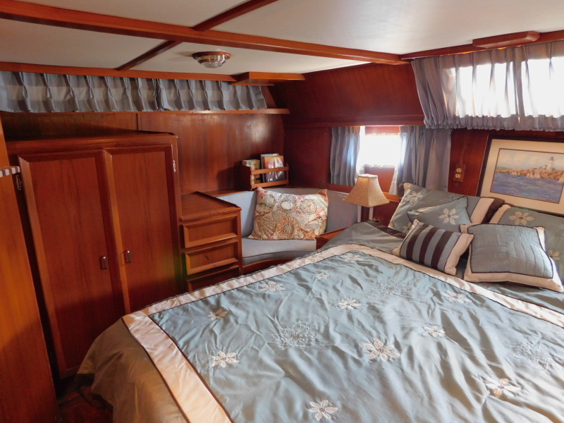 1987 Jefferson 42 Sundeck