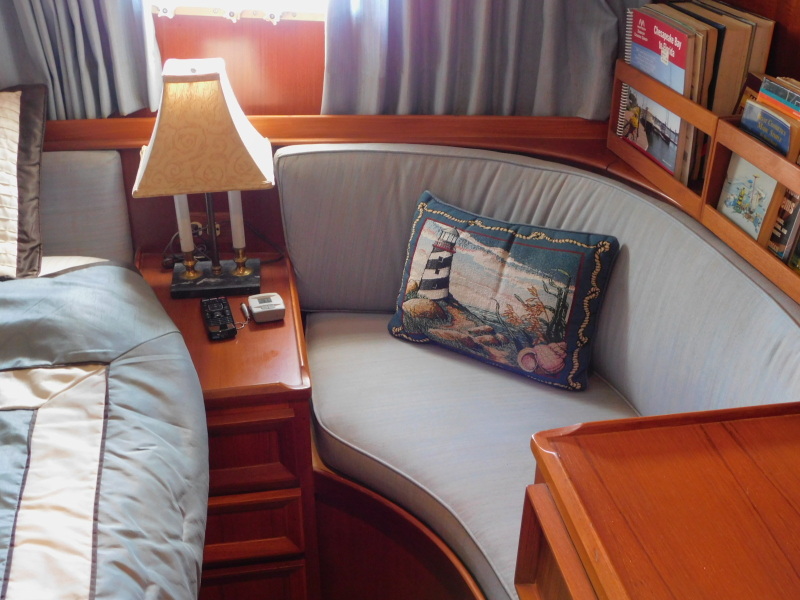 1987 Jefferson 42 Sundeck