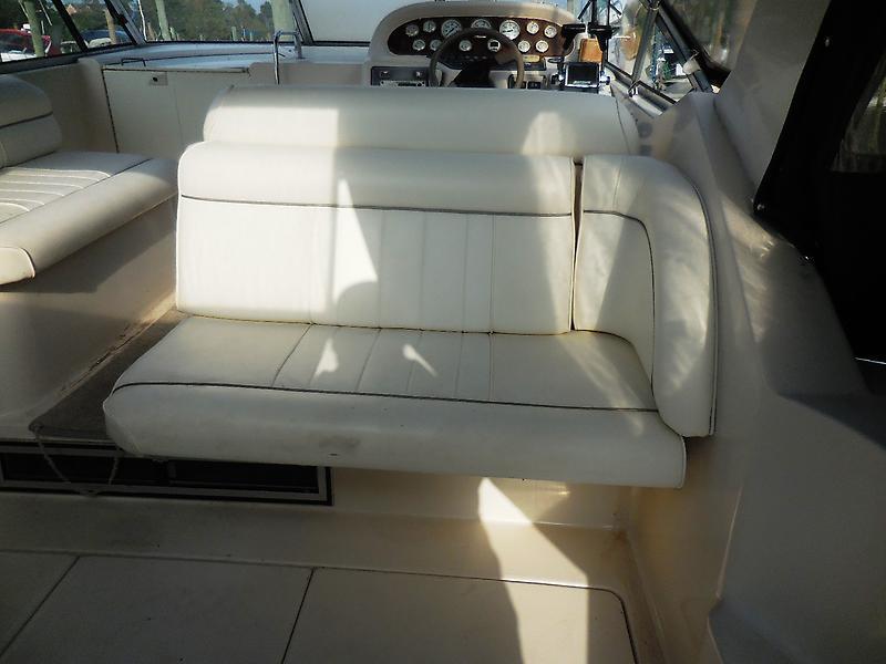 1999 Monterey 296