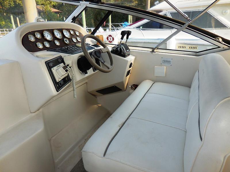 1999 Monterey 296